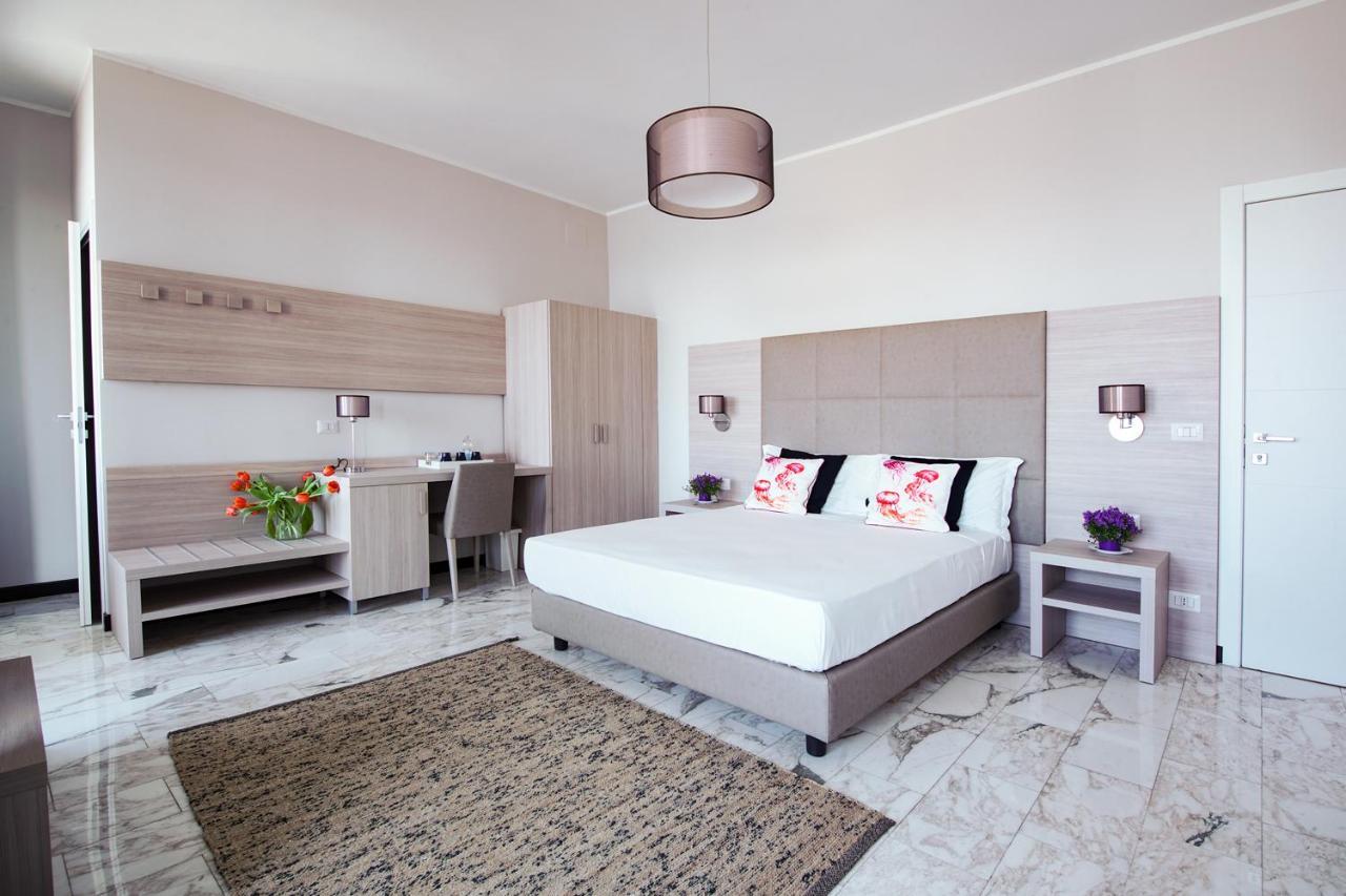 Bluripa Guest House Генуя Екстер'єр фото